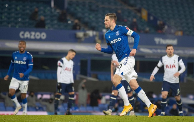 影响着比赛 影响着比赛